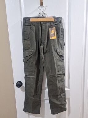 Carhartt Olive Cargo Work Pants with Multiple Pockets